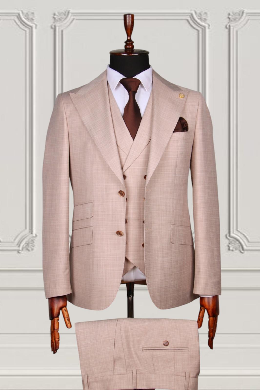 Classic Plain Three-Piece Suit with Timeless Elegance