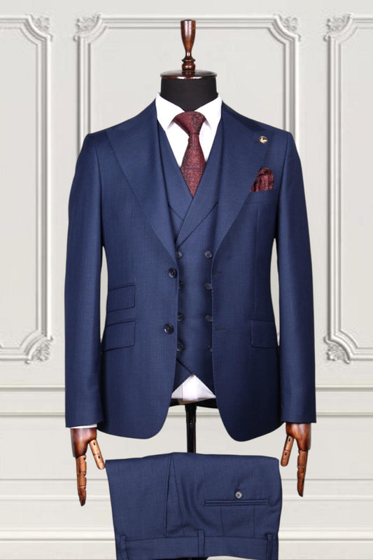 Classic Plain Three-Piece Suit with Timeless Elegance