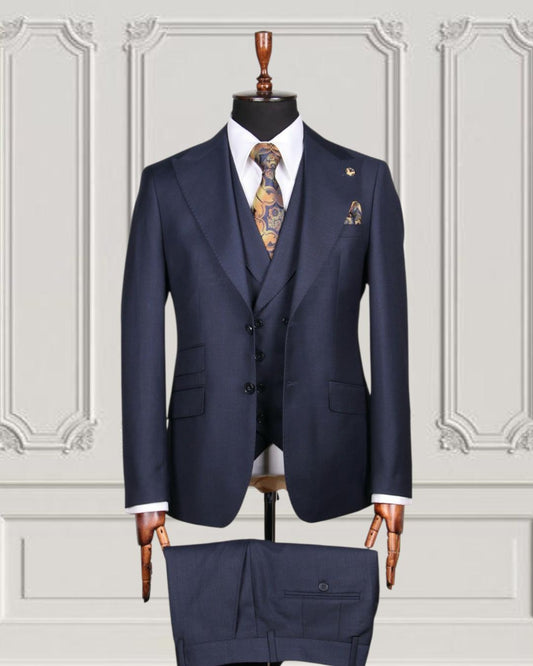Classic Plain Three-Piece Suit with Timeless Elegance